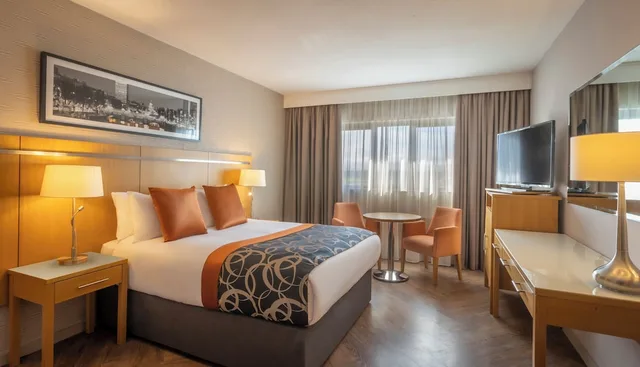 غرفة ديلوكس بسرير كينج، Clayton Hotel Ballsbridge 2/4