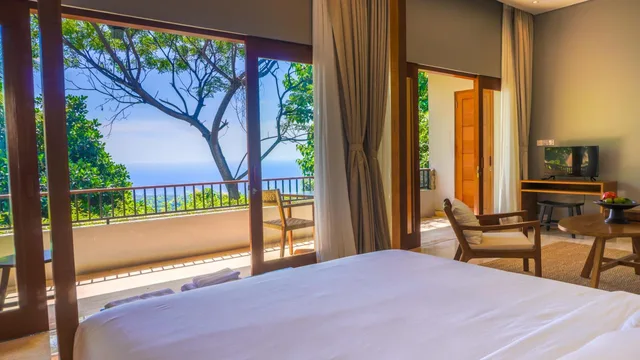 جناح متصل ثلاثي بإطلالة على البحر، Sanglung Villa 4/10