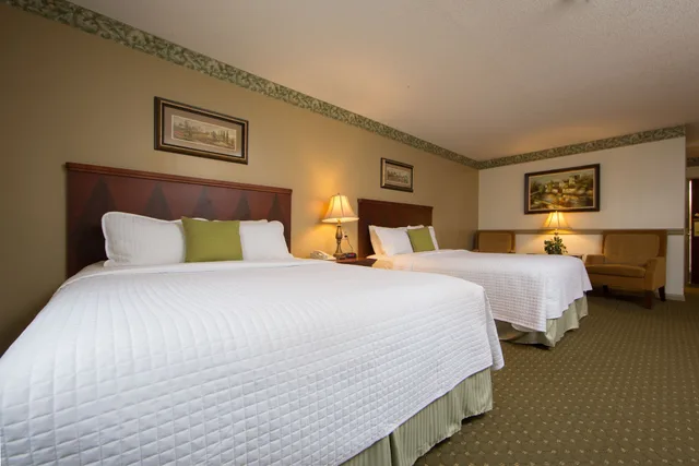 غرفة تقليدية بسريرين كوين لذوي الإعاقة، Villa Roma Resort and Conference Center 1/1
