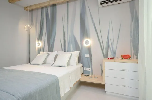 Semi Basement, Double Bed، Antony Suites 1/6