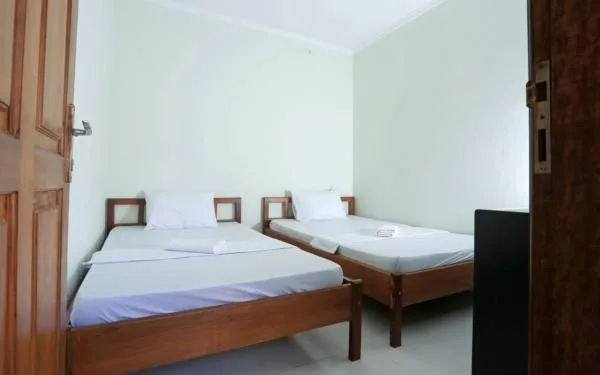 غرفة قياسية بسريرين منفصلين، Jazz Senggigi Hotel 1/6