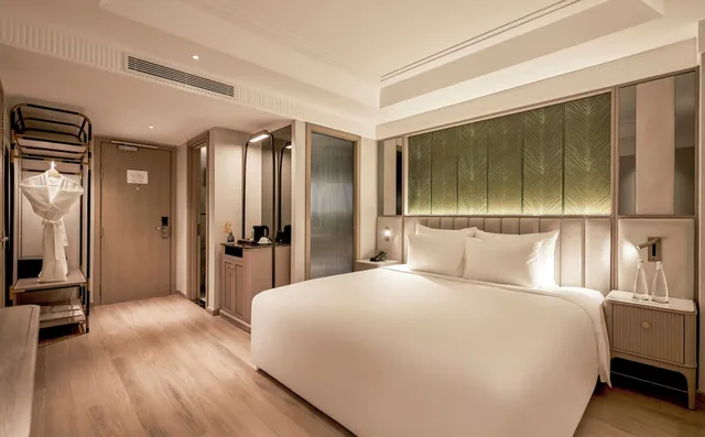 Superior, No Window، La Siesta Premium Saigon Central 1/4