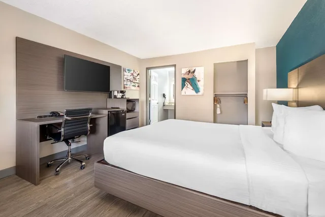 غرفة بسرير كينج، Best Western Green Tree Inn 3/4