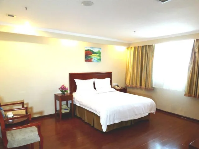 Room, Single, Single Bed, GreenTree Inn Zhangjiakou Xuanhua Boju Business Hotel 1/1
