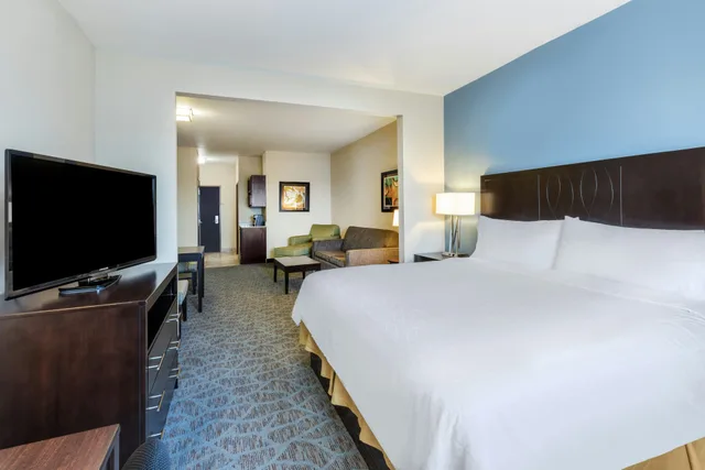 جناح لذوي الإعاقة، Holiday Inn Express Suites Floresville 1/2
