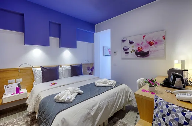 غرفة بسرير مزدوج أو سريرين منفصلين، Hospitality Hotel 3/5