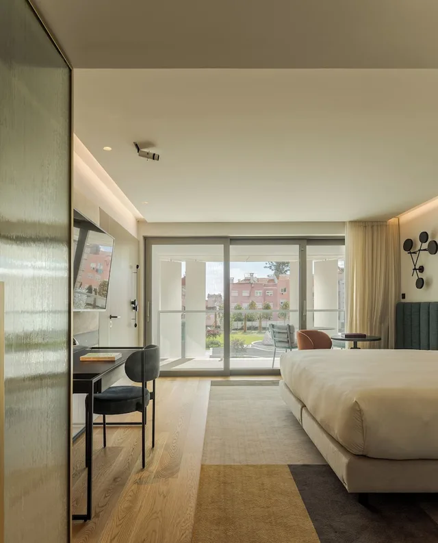 Contemporary, King Bed، MACAM Hotel 3/3