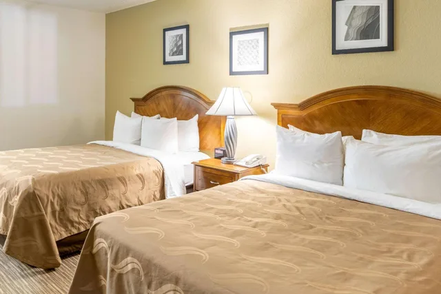 Economy, 2 Queen Beds, Quality Inn Keystone near Mount Rushmore 1/5