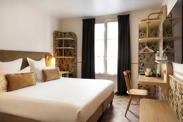 غرفة ديلوكس بسريرين منفصلين مع أريكة، Hotel D Espagne 1/10