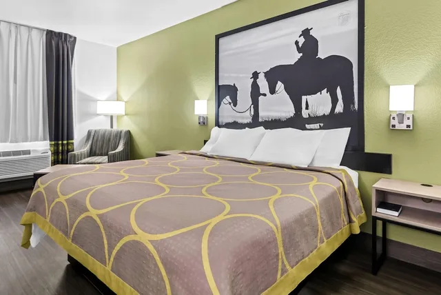 Standard, King Bed, Super 8 by Wyndham Weatherford 1/6