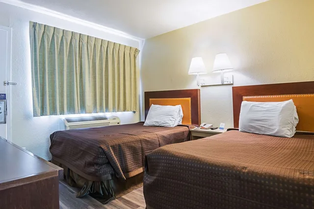 Room, 2 Double Beds, Rodeway Inn Kissimmee Maingate West 1/4