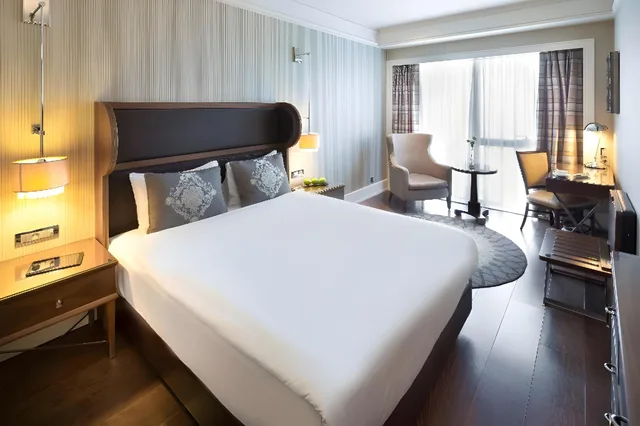 غرفة بسريرين مزدوجين، Windsor Hotel & Convention Centre Istanbul 1/1
