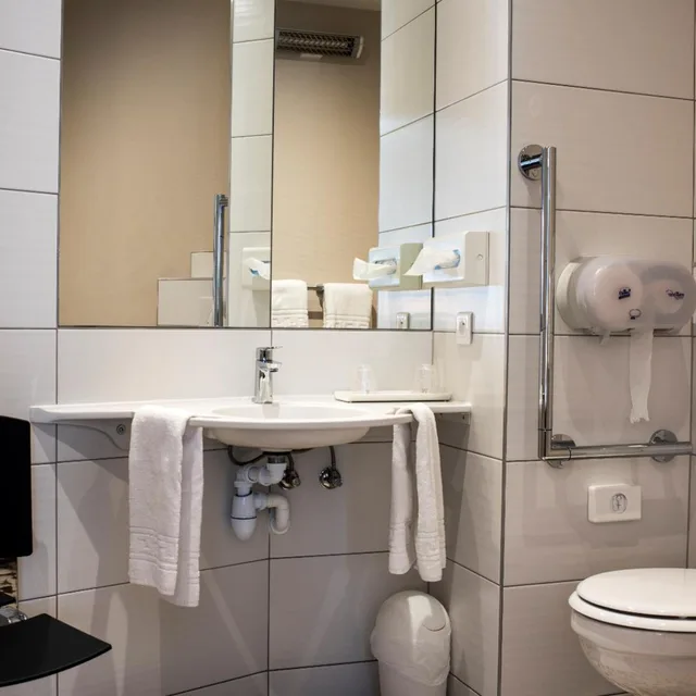 غرفة كومفورت بسرير مزدوج، LE COQUELICOT HOTEL 4/6