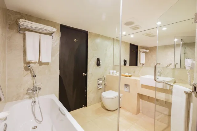 غرفة ديلوكس بسريرين مزدوجين، Ramada by Wyndham Colombo 4/7