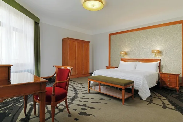 جناح تنفيذي بسرير كينج، Le Meridien Grand Hotel Nurnberg 1/3