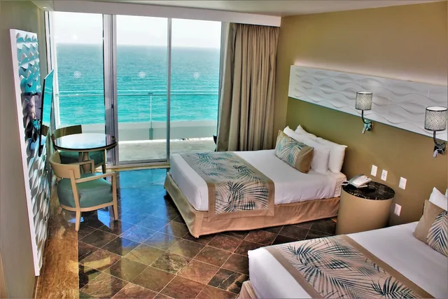 غرفة سوبيريور بسريرين مزدوجين بإطلالة على البحر، Krystal Grand Cancun All Inclusive 8/10