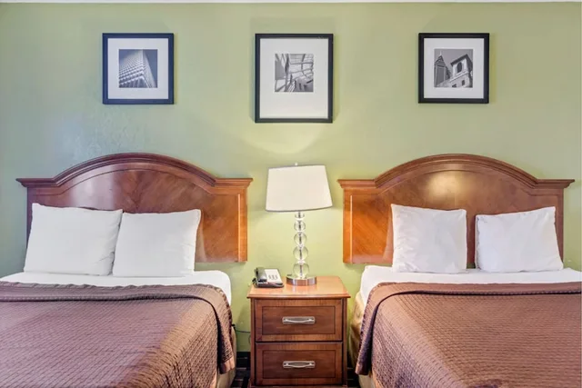 غرفة أساسية بسريرين مزدوجين، Savannah Garden Hotel 5/6