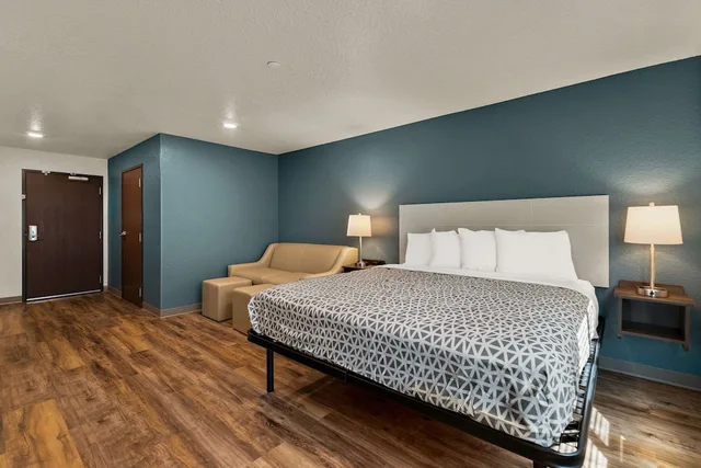 جناح بسرير كينج، WoodSpring Suites Port Orange - Daytona Beach 1/3