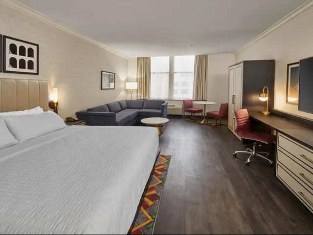 غرفة بريميوم بسرير مزدوج، Hotel Indigo Cleveland Downtown 1/2