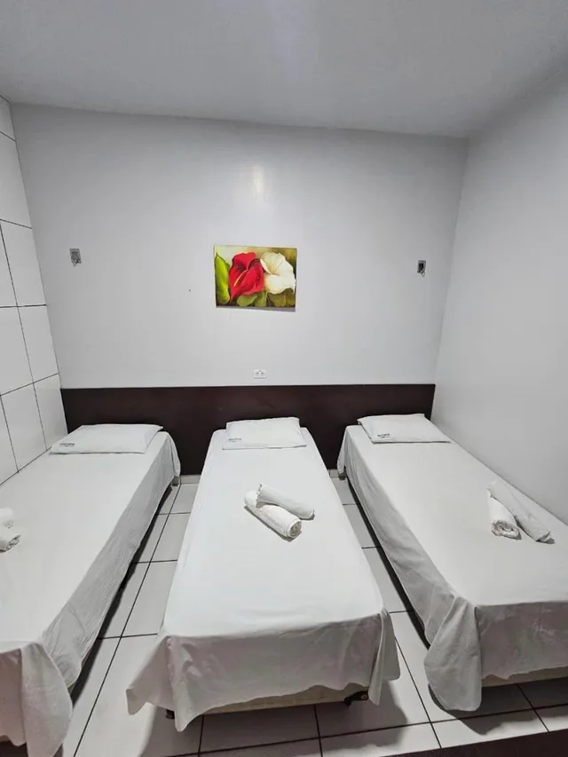 غرفة قياسية ثلاثية، New Center Hotel 1/10