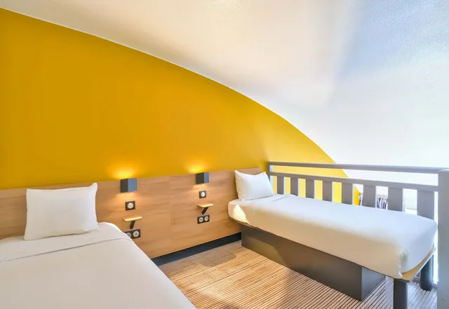 Standard, Quadruple, B&B HOTEL Paris Malakoff Parc des Expositions 2/2