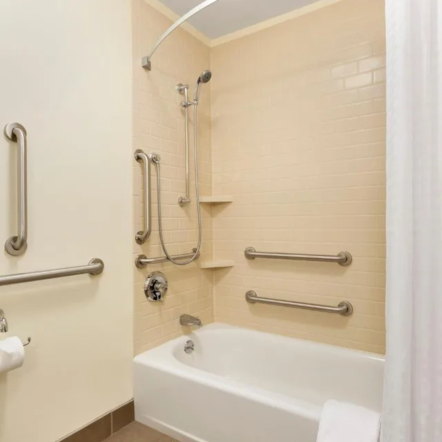 Room, King Bed, Accessible, CANDLEWOOD SUITES VESTAL - BINGHAMTON 1/1