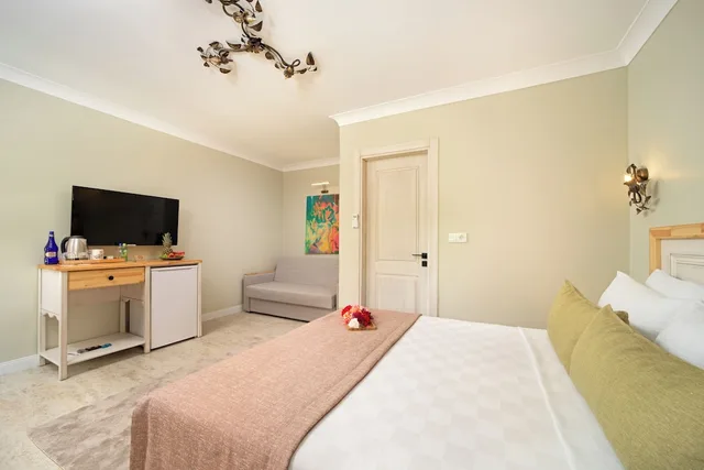 Standard, Double Bed, Orange Garden Hotel Akyaka 6/8