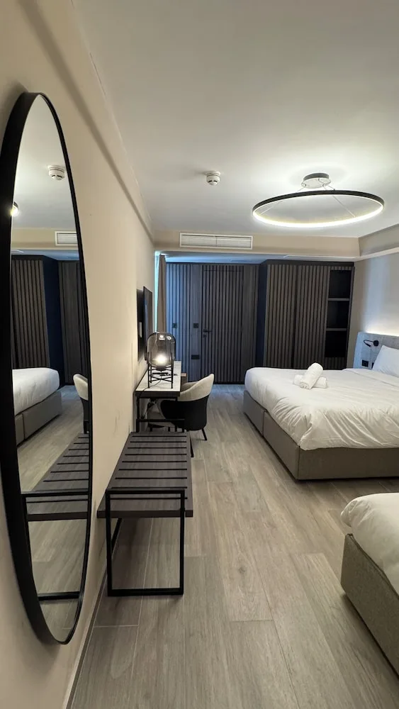 غرفة ثلاثية بثلاثة أسرّة، Aste Hotel 1/6