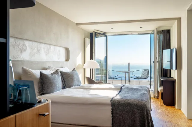غرفة سوبيريور بإطلالة على البحيرة بشرفة، Hotel Heiden 2/6