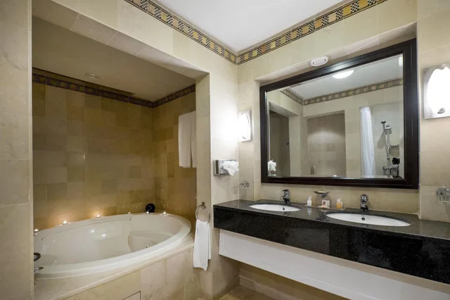 جناح بحمام خاص، Medina Solaria and Thalasso 2/2