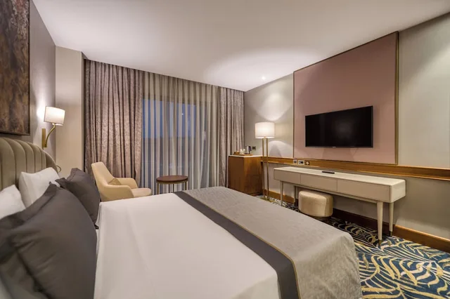 Family, Twin Beds, King Bed, Mountain View, BN Hotel Thermal & SPA Mersin 4/9