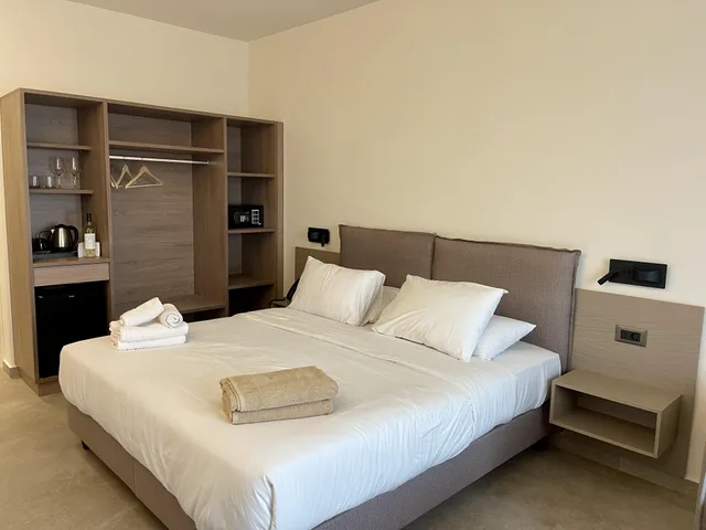 Deluxe, Double Bed, Pool and Sea View، Ixia Dream - Adults only 1/2