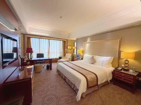 غرفة بزنس تنفيذية بسرير كينج وسرير كوين، Wellton International Hotel 1/1