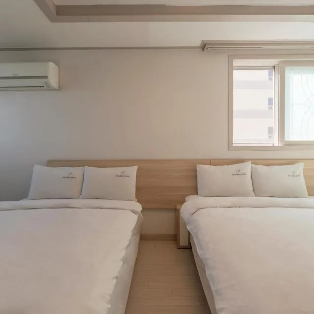 غرفة عائلية بسرير مزدوج، Staywell Hotel 9/10
