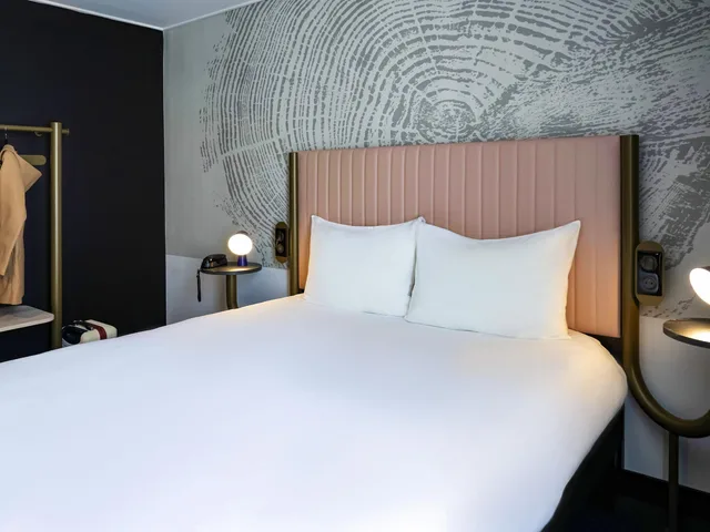 غرفة بسرير مزدوج بشرفة، ibis Styles Paris Porte de Versailles - Mairie d'Issy 8/10