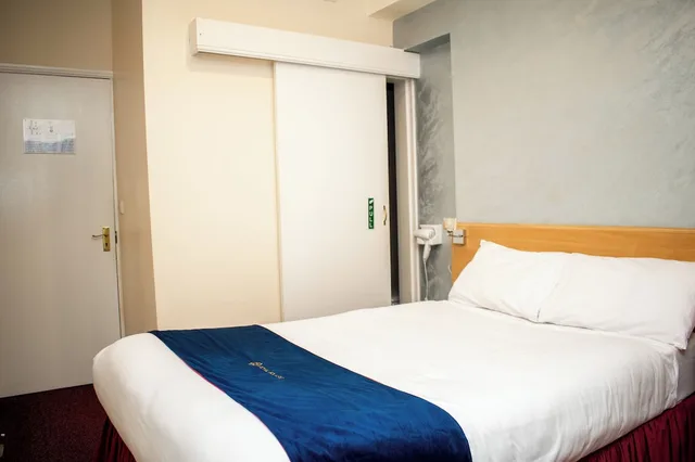 غرفة قياسية بسرير مزدوج، Royal Square Hotel - NEC & Birmingham Airport 1/10