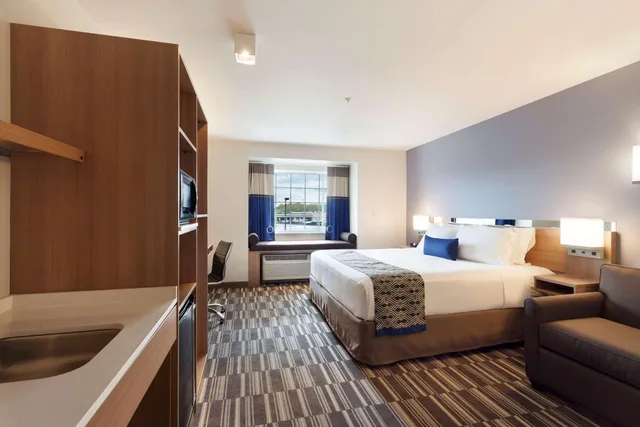 غرفة بسرير كينج، Microtel Inn Suites By Wyndham Georgetown Delaware Beaches 1/1