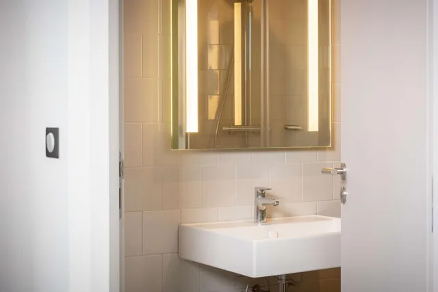 جناح بسرير كينج بإطلالة، Best Western 11BAUER Paris Saint-Ouen 6/9