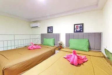 غرفة ديلوكس بإطلالة على الحديقة، Urbanest Inn House Slipi 1/1