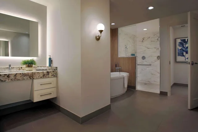 Presidential, Suite, Accessible, HILTON OMAHA 4/4
