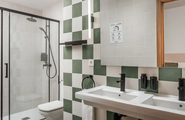 Standard, Single, Single Bed, Hotel Margarit 7/10