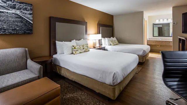 غرفة بسريرين كوين، Best Western Shenandoah Inn 3/4