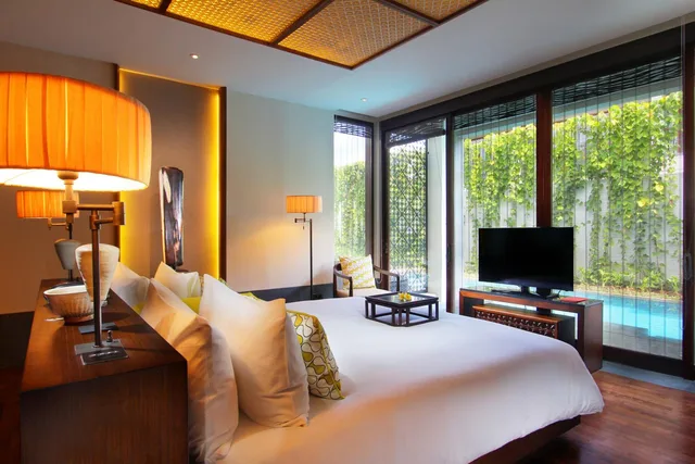 2 Bedrooms, Premier, Villa, Garden and Pool View، InterContinental Bali Sanur Resort, an IHG Hotel 1/2