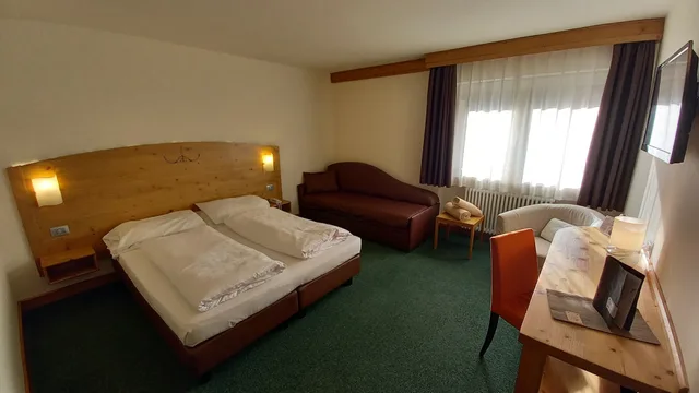 غرفة بسرير كوين، Hotel Monte Bondone 2/10