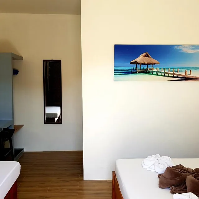 غرفة ديلوكس بسرير مزدوج بشرفة، Positano Alona Beach Panglao 3/10