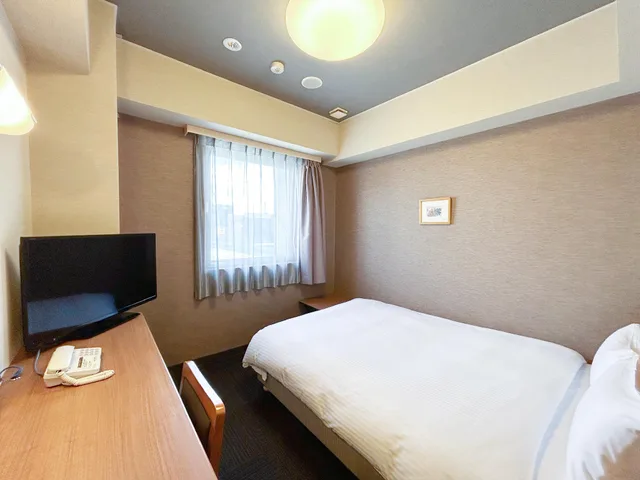 غرفة بسرير نصف مزدوج للمدخنين، Hotel Route-Inn Fukuioowada 5/6