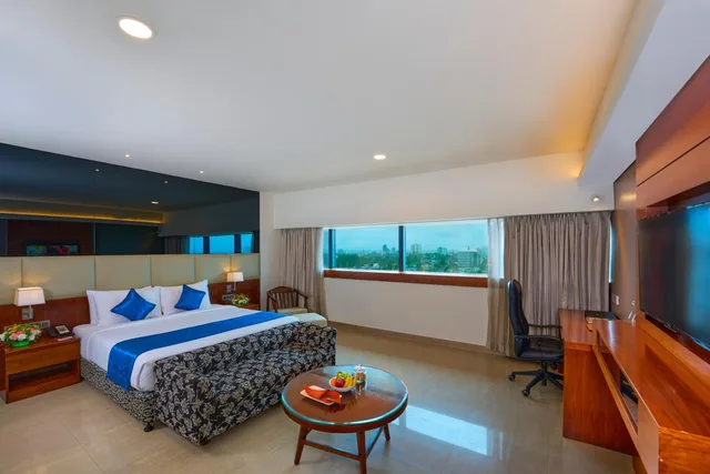 غرفة بريميوم، THE RAVIZ CALICUT 1/2