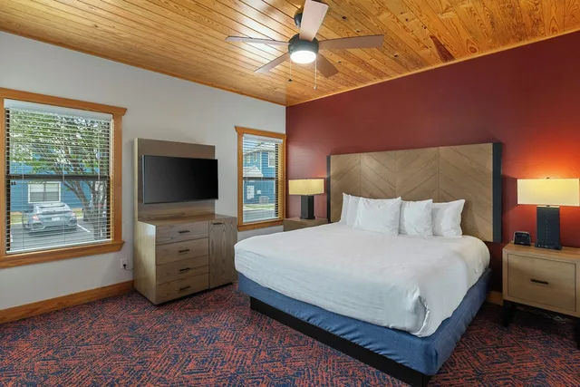 2 Bedrooms, Town House, King and Queen Bed, Sofa, Kitchen، Worldmark New Braunfels 1/8