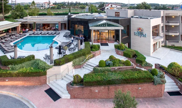 غرفة قياسية مفردة بسرير مزدوج، ROYAL HOTEL 1/1