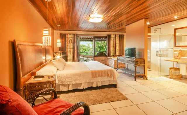 Master, Double Bed, Ponta Do Madeiro 2/3